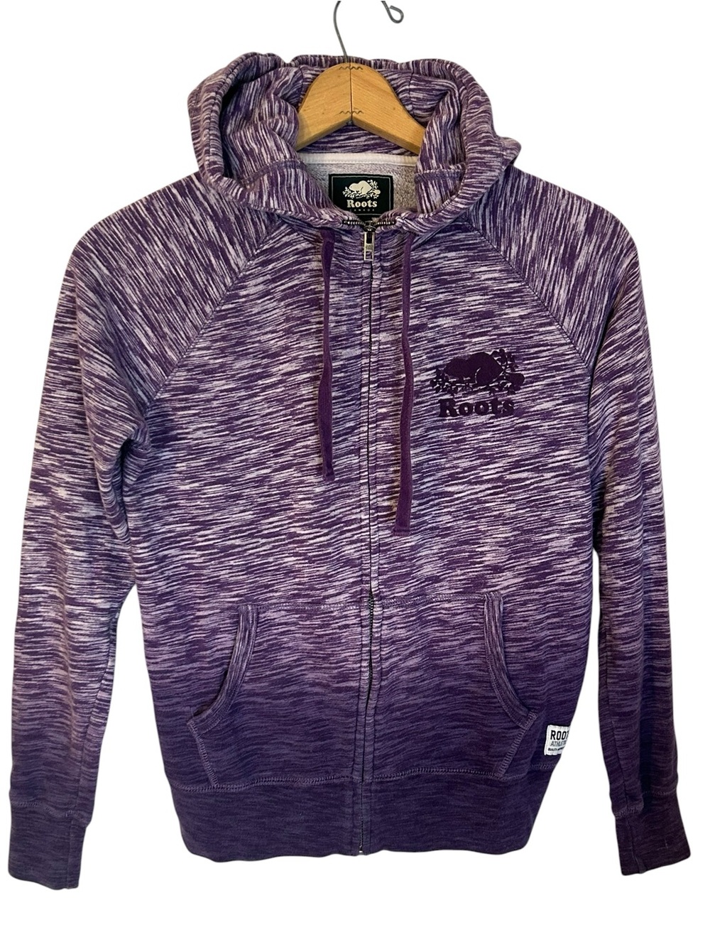 Roots zip up hoodie purple with 2 pockets size SP
